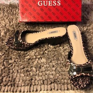 Guess satin animal print sands/ wedges.